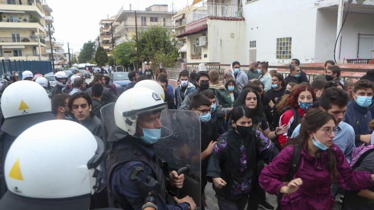 Τι λένε γονείς, μαθητές, φοιτητές και η Σύγκλητος του ΑΠΘ για τα επεισόδια στο ΕΠΑΛ Σταυρούπολης