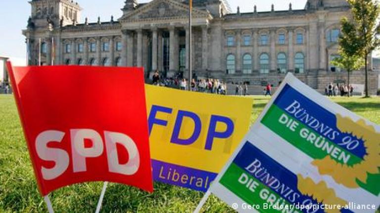 "Πυρετός" διαβουλεύσεων για τη νέα κυβέρνηση στη Γερμανία