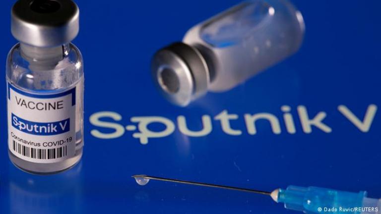 Ο ΠΟΥ ανέστειλε την διαδικασία έγκρισης του ρωσικού εμβολίου Sputnik-V