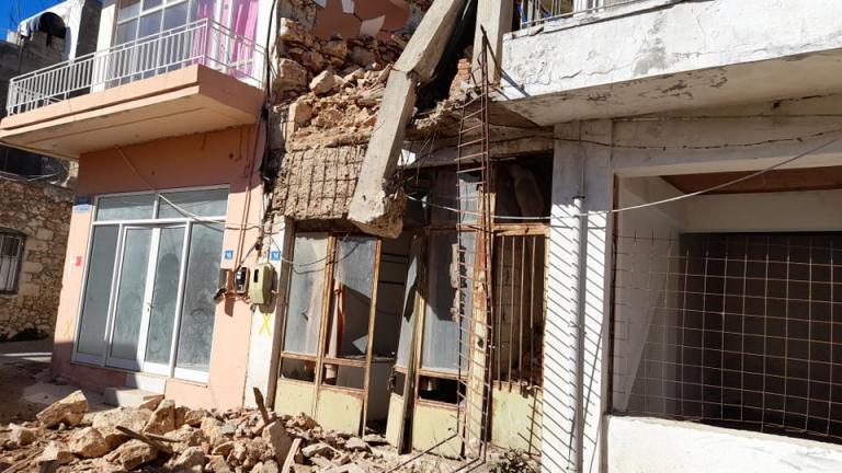 Ηράκλειο: Μεγάλες οι καταστροφές στο Αρκαλοχώρι από τον σεισμό	