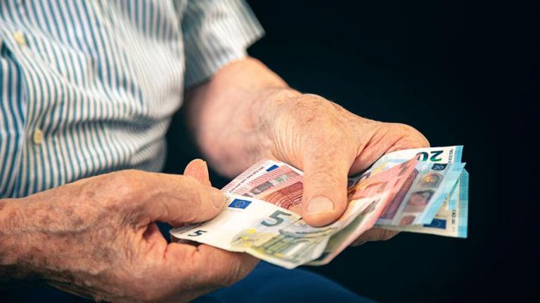 Πληρωμές αναδρομικών: Περιορισμένος ο αριθμός των τελικών δικαιούχων και των ποσών που θα λάβουν