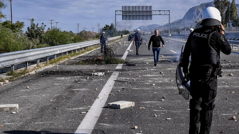 Αποκαταστάθηκε η κυκλοφορία στον αυτοκινητόδρομο Κορίνθου-Πατρών στο ύψος του Ζευγολατιού Κορινθίας