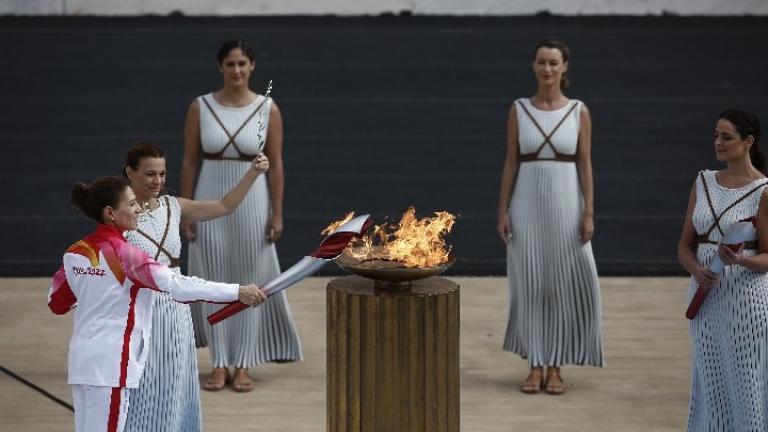 Η Ολυμπιακή Φλόγα παραδόθηκε στους Κινέζους διοργανωτές