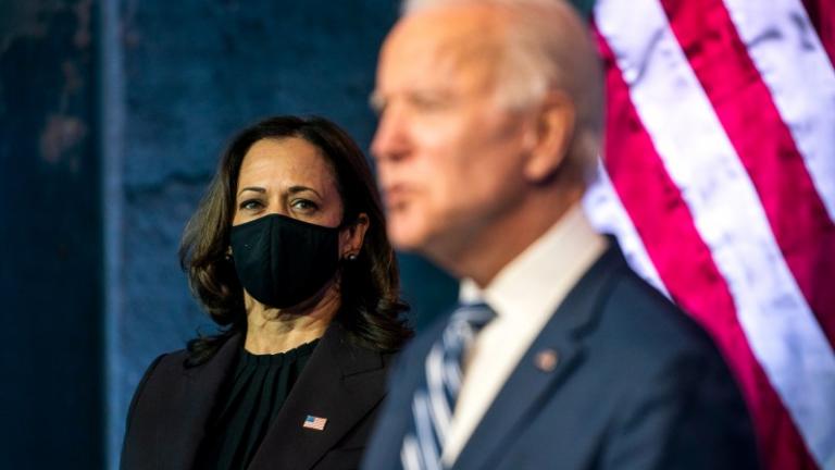 Η «εξαφανισμένη» Καμάλα Χάρις - Τι συμβαίνει;