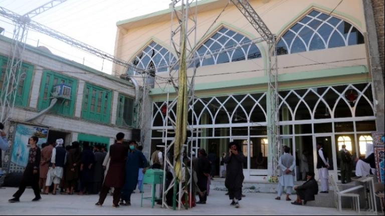 Αφγανιστάν: Τουλάχιστον 41 νεκροί και 70 τραυματίες από την έκρηξη σε τζαμί της Κανταχάρ