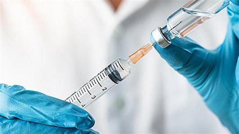 Τα εμβόλια δεν φαίνεται να μειώνουν τον κίνδυνο “μακράς Covid-19”