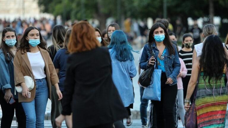 Αυξάνεται η μετάδοση του κορωνοϊού - Τραγική η κατάσταση στα νοσοκομεία - Τρομάζει ο αριθμός των νεκρών