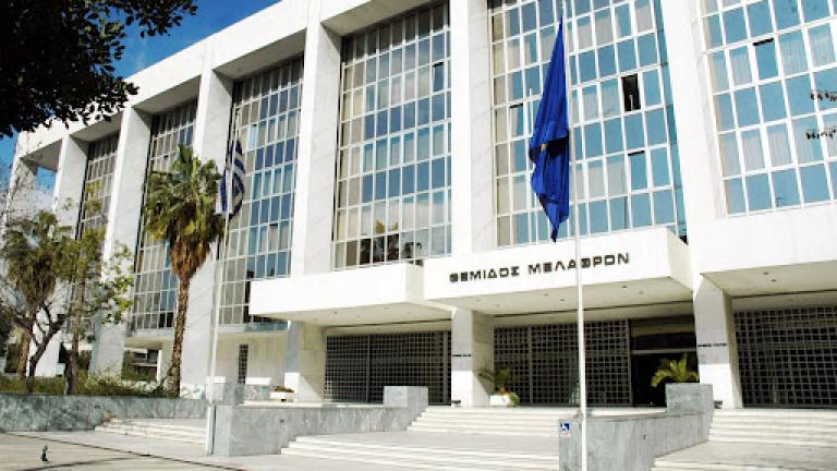 Συλλήψεις από την Εισαγγελία σε σοβαρές περιπτώσεις αρνητών - αντιεμβολιαστών