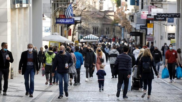 Οι συζητήσεις βρίσκονται σε εξέλιξη και εκτιμάται πως θα κορυφωθούν εντός των επομένων ημερών με όποιες ανακοινώσεις, εφόσον προκύψουν αποφάσεις, να αναμένονται την Τετάρτη  Πηγή: https://www.skai.gr/news/greece/o-skai-apokalyptei-nea-metra-sto-trapezi-gia-ton-koronoio-ti-syzitoun-oi-eidikoi Follow us: @skaigr on Twitter | skaigr on Facebook | @skaigr on Instagram