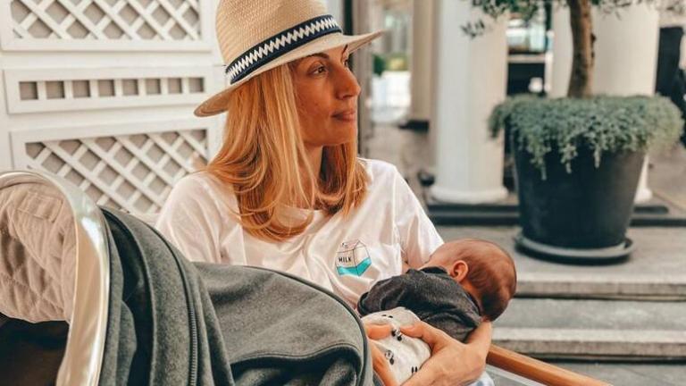 Μαρία Ηλιάκη: Τα πρώτα Χριστούγεννα με το μωρό και η μεγάλη έκπληξη του συντρόφου της!