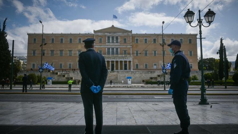 Έρευνα διαΝΕΟσις: Οι Έλληνες μετά από 20 μήνες πανδημίας