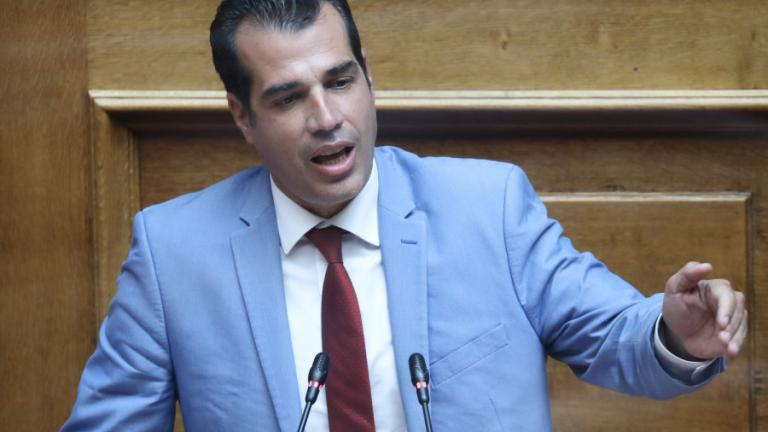 Πλεύρης: Εξετάζεται σοβαρά ο υποχρεωτικός εμβολιασμός σε γιατρούς και νοσηλευτές του ΕΣΥ