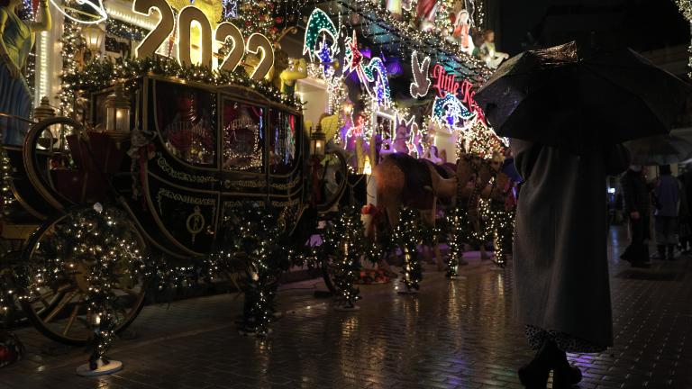 Κορονοϊός: Η έκρηξη κρουσμάτων φέρνει τα μέτρα νωρίτερα