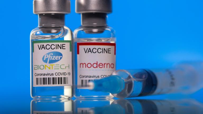 Μελέτη: Εμβόλια Moderna vs Pfizer «σημειώσατε 1»