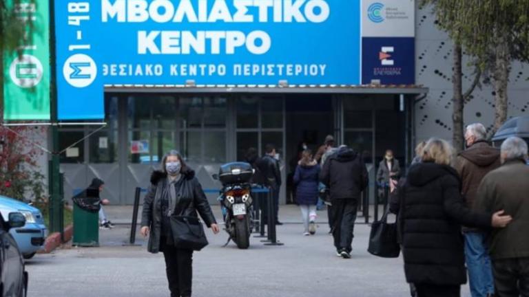 Σε lockdown από σήμερα οι άνω των 60 ετών που δεν έκαναν την τρίτη δόση