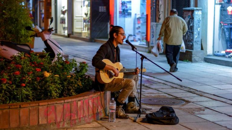 Υπουργείο Εργασίας: Οι όροι και οι προϋποθέσεις ένταξης στα μέτρα στήριξης των καλλιτεχνών για τον Ιανουάριο 2022