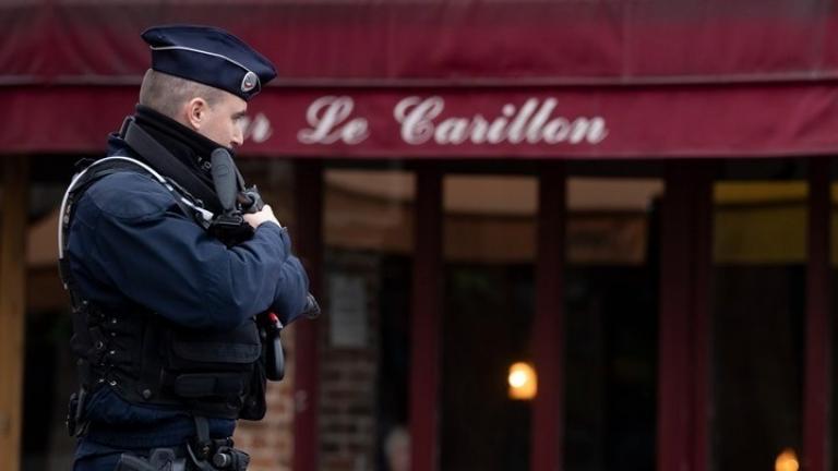 Συναγερμός στη Γαλλία: Ένας άνδρας κρατάει δύο γυναίκες ομήρους μέσα σε κατάστημα στη Βαστίλλη
