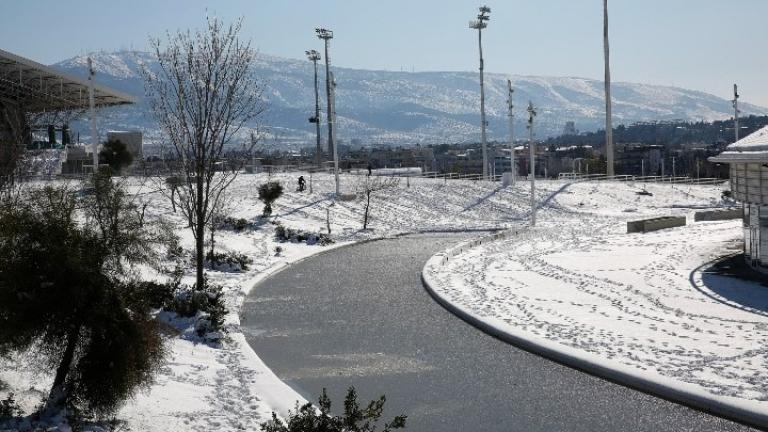 Δήμος Αθηναίων: Χωρίς χιόνια το κεντρικό και περιφερειακό οδικό δίκτυο - Επιχειρούν 57 συνεργεία