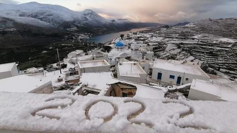 Χιονοπτώσεις σε όλα τα νησιά των Κυκλάδων