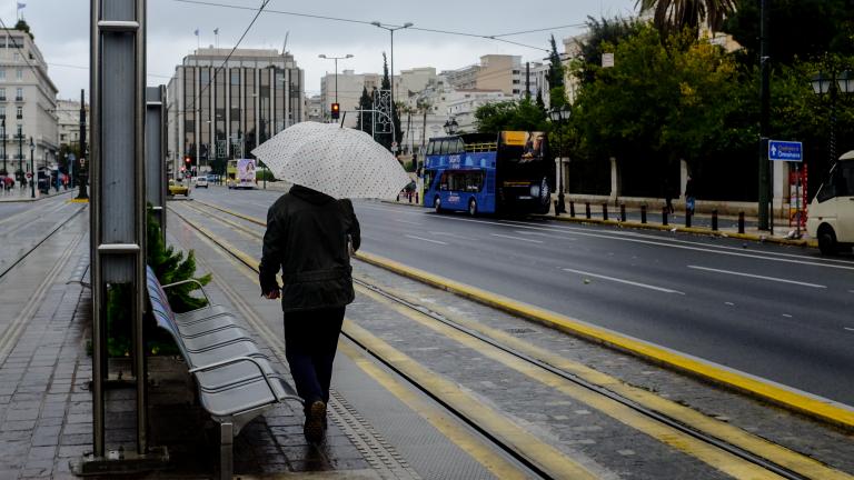 Καιρός για Σάββατο 8/1: Βροχές και καταιγίδες - Μικρή πτώση της θερμοκρασίας