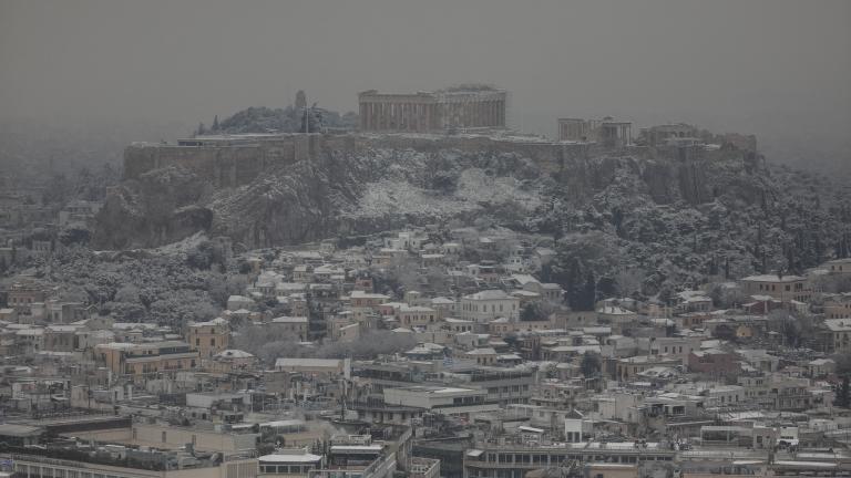 Τι είναι οι χιονοκαταιγίδες και γιατί συνοδεύονται από βροντές