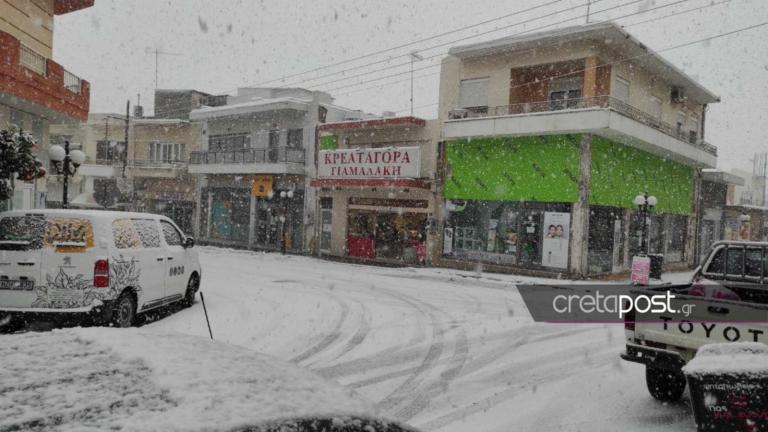 Δύσκολη η κατάσταση στην Κρήτη: Κλειστά πολλά σημεία του οδικού δικτύου λόγω της χιονόπτωσης και του παγετού