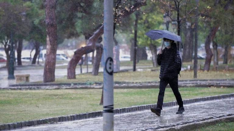 Καιρός (9/1): Βροχές και καταιγίδες στο μεγαλύτερο μέρος της χώρας (ΒΙΝΤΕΟ)