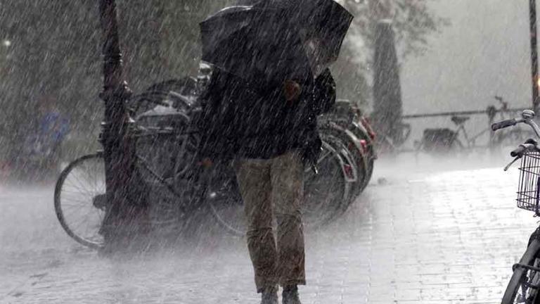 Κακοκαιρία «Διομήδης»: Ισχυρές βροχές, καταιγίδες, θυελλώδεις άνεμοι, χιονοπτώσεις και «βουτιά» της θερμοκρασίας