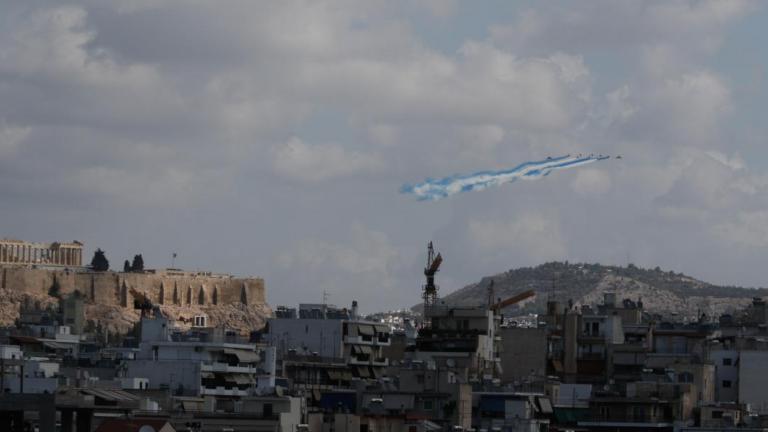 Δείτε LIVE την πτήση των Rafale πάνω από την Ακρόπολη και τη άφιξή τους στην Τανάγρα