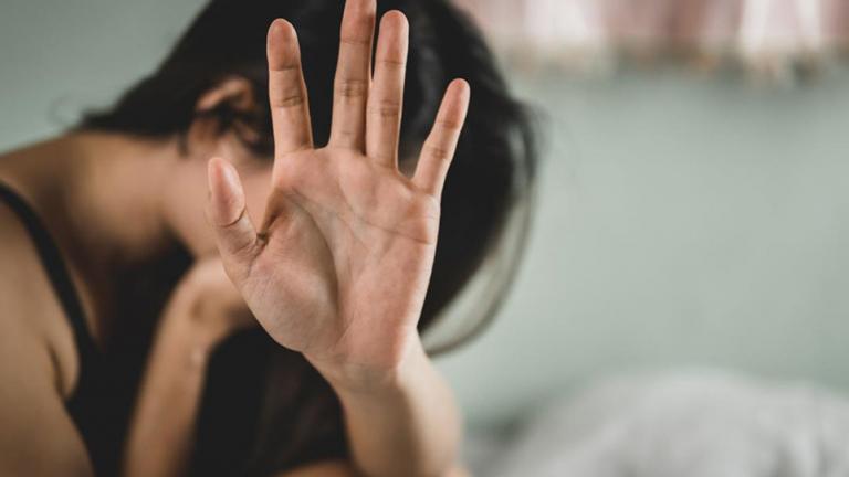 Βιασμός στη Θεσσαλονίκη: Εισαγγελική έρευνα για κύκλωμα μαστροπείας με τα οποία δεν είχε καμία σχέση η 24χρονη