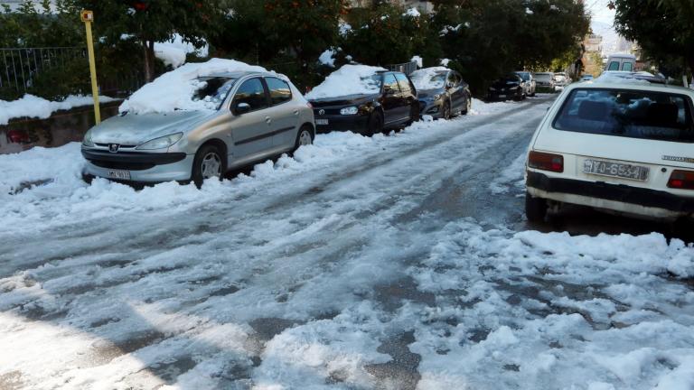 Τι ισχύει σήμερα σε Αττική και Κρήτη για σχολεία, τηλεργασία, δικαστήρια, καταστήματα και εμβολιασμούς