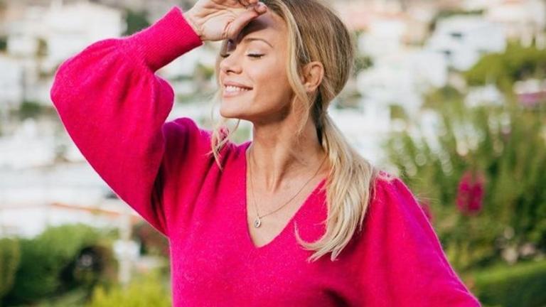 Ζέτα Μακρυπούλια: Μας συστήνει για πρώτη φορά τους αδερφούς της-Η ομοιότητα θα σας εκπλήξει 