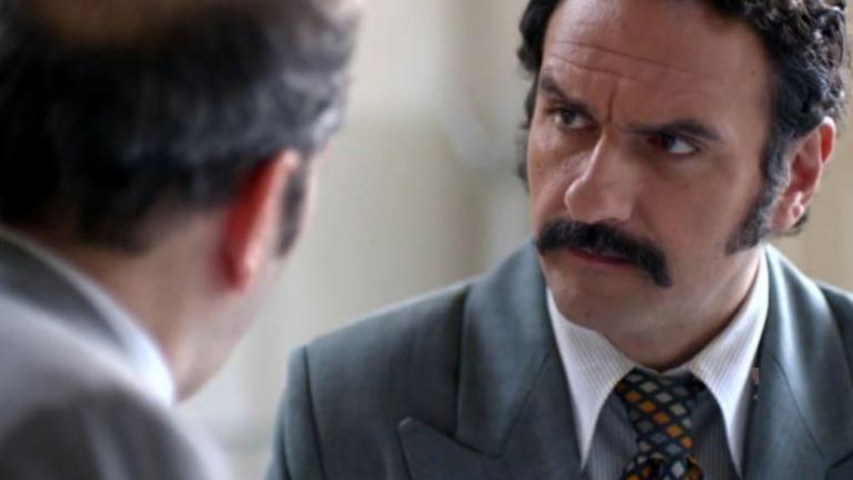 Τα καλύτερά μας χρόνια (01/02): «Φωτιά στα μπατζάκια μας»