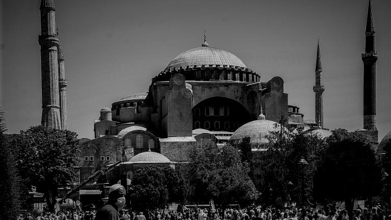 Αγία Σοφία: Η Unesco εγκαλεί την Τουρκία για τα προβλήματα στο μνημείο από τη μετατροπή της σε τζαμί