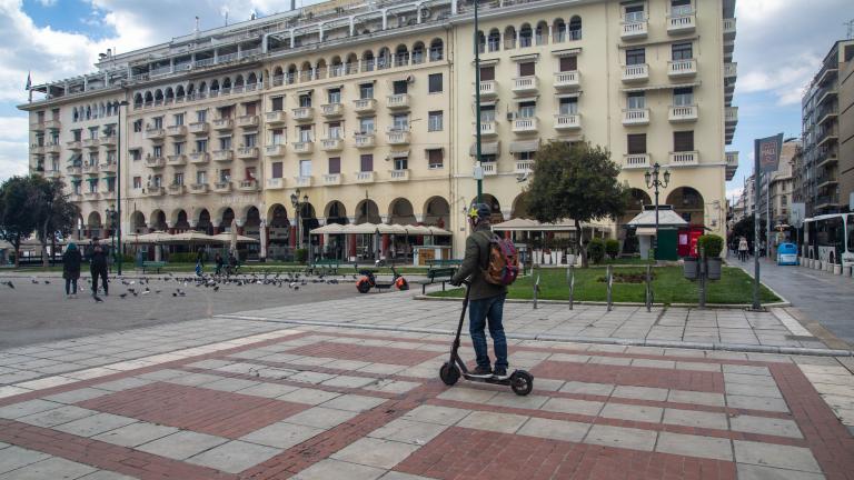 Θεσσαλονίκη: Φάρσα το τηλεφώνημα για βόμβα στην Αριστοτέλους