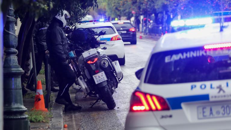 Επεισόδιο με πυροβολισμούς στο Κορωπί - Τρεις αστυνομικοί και ένας πολίτης τραυματίστηκαν