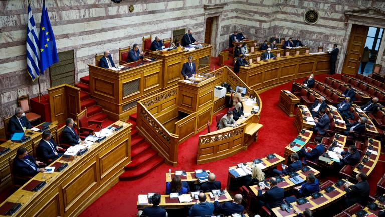 Με ευρεία πλειοψηφία ψηφίστηκε το νομοσχέδιο για την αμυντική θωράκιση της χώρας - Ν. Παναγιωτόπουλος: «Ό,τι απειλείται, δεν αποστρατικοποιείται»