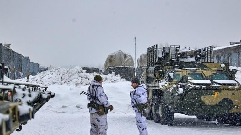 Ρίψη οβίδων κοντά στο αεροδρόμιο του Ντονέτσκ - Αλληλοκατηγορίες για επιθέσεις