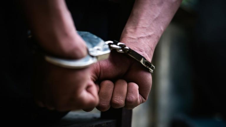 Θεσσαλονίκη: Συνελήφθη 29χρονος που ξυλοκόπησε την 20χρονη σύντροφό του