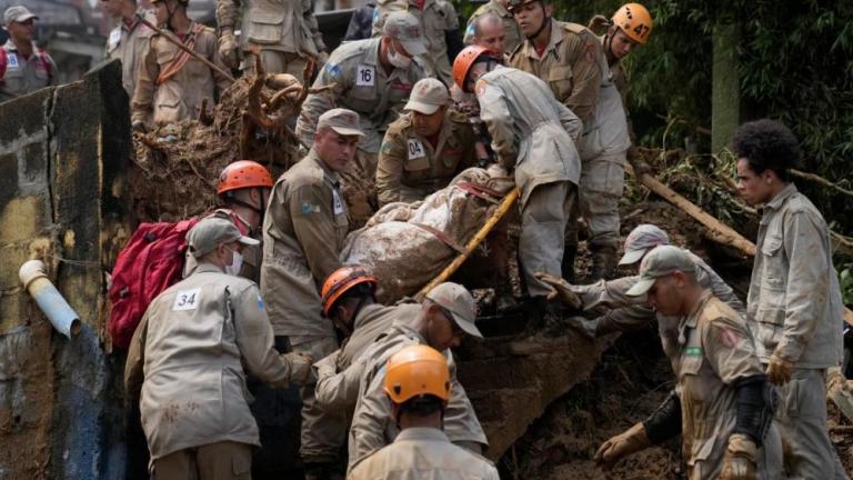 Βραζιλία: Στους 104 αυξήθηκε ο αριθμός των νεκρών από τις πλημμύρες (ΦΩΤΟ)