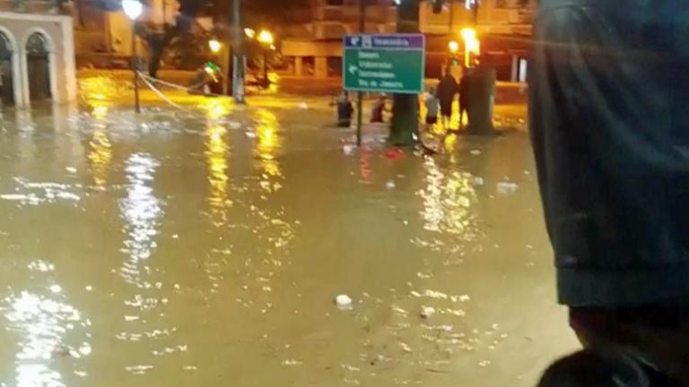 Βραζιλία: Φονικές πλημμύρες - Τουλάχιστον 18 νεκροί (ΒΙΝΤΕΟ)