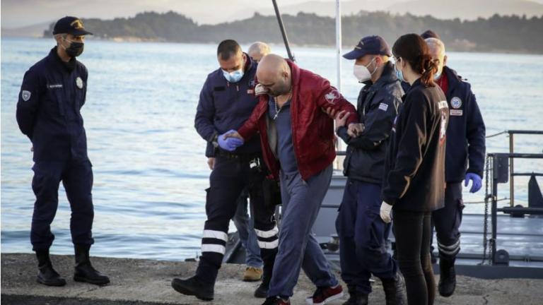  Φωτιά στο πλοίο Euroferry Olympia: Τρεις οι τραυματίες – Στο νοσοκομείο βρέφος 2 μηνών