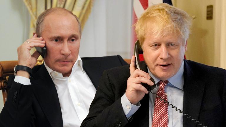 Το Κρεμλίνο για ενδεχόμενη συνομιλία με Τζόνσον: «Ο Πούτιν είναι έτοιμος να συνομιλήσει ακόμη και με τους ευρισκόμενους σε πλήρη σύγχυση»