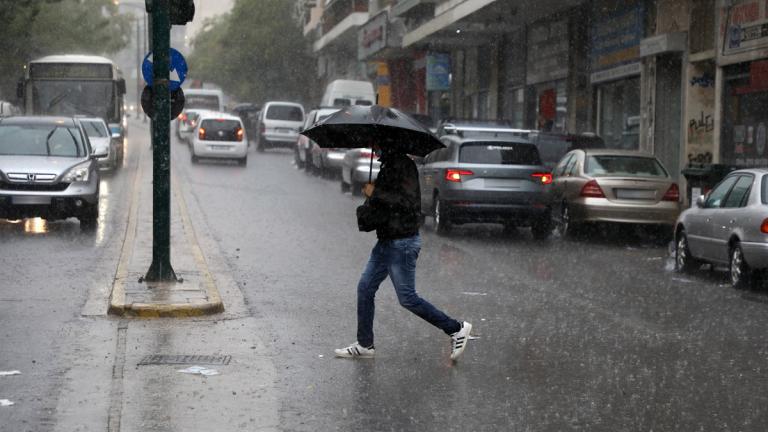 Ραγδαία επιδείνωση του καιρού με καταιγίδες, χιόνια και πτώση θερμοκρασίας - Σε ποιες περιοχές τα φαινόμενα θα είναι έντονα