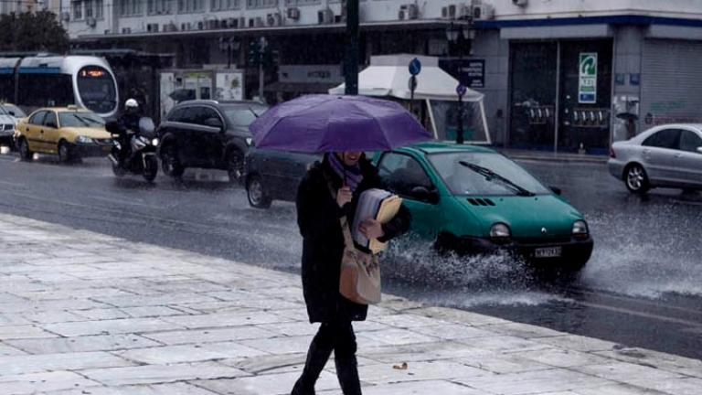 Βροχές και τοπικές καταιγίδες την Κυριακή στο μεγαλύτερο μέρος της χώρας