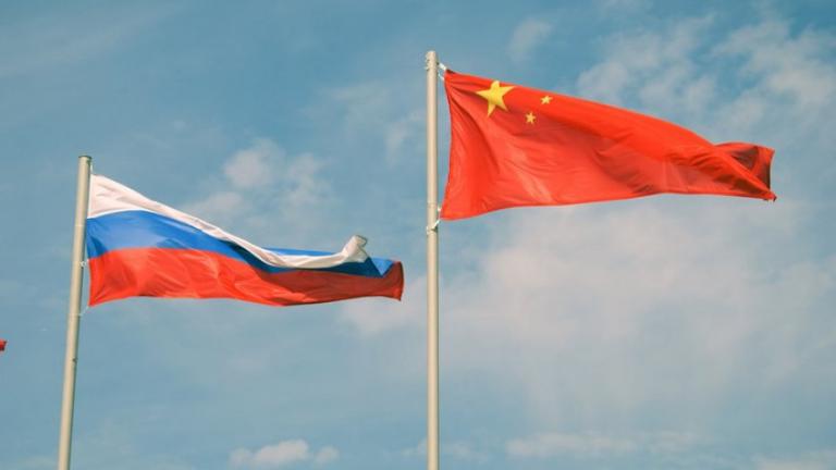 Κίνα: Η φιλία με τη Ρωσία είναι "ισχυρή σαν βράχος"