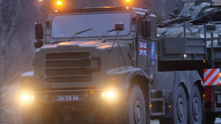 Στρατιωτική βοήθεια στην Ουκρανία 