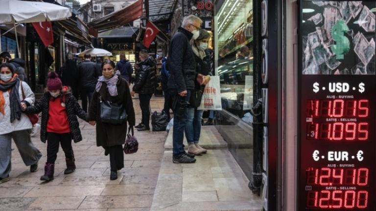 Τουρκία: Άλμα του πληθωρισμού κατά 54,4% τον Φεβρουάριο σε ετήσια βάση, ρεκόρ από το 2002