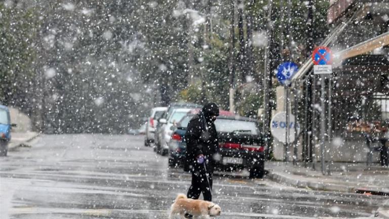 Τοπικές βροχές, χιονόνερο ή χιονοπτώσεις αύριο σε αρκετές περιοχές, με τη θερμοκρασία σε χαμηλά για την εποχή επίπεδα	