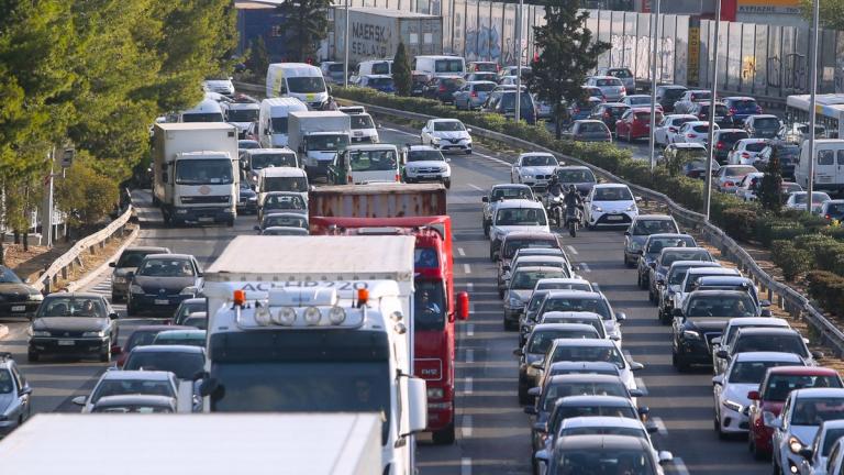 Τροχαίο στον Κηφισό - Μεγάλο μποτιλιάρισμα - Δείτε live την κίνηση 